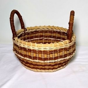 Multicolored basket with handles